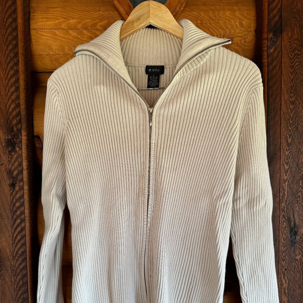 Zip-Up, Ribbed, Vintage Cream Sweater Size L from evie